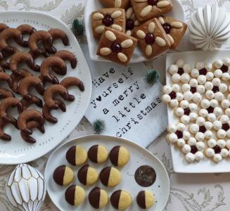 Weihnachtskekse 2021.jpg