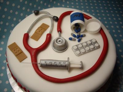 Krankenschwester Torte 6.jpg