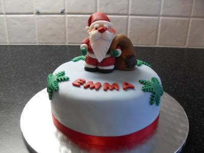 Torte mit Weihnachtsmann 2.jpg